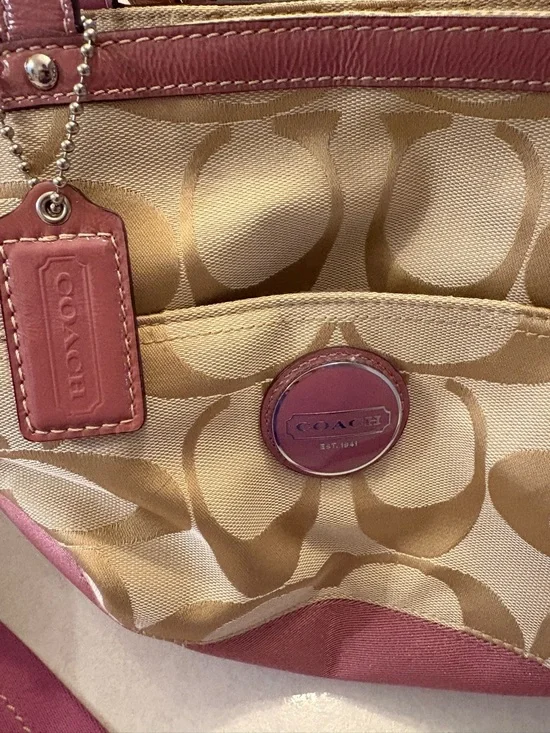 Coach Bag - Picture 2 of 8